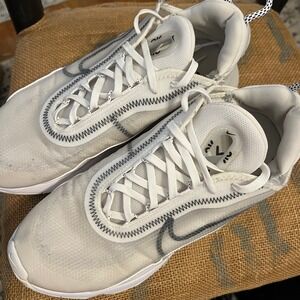 Nike Air Max 2090 Women's Size 8.5 Running Shoes White